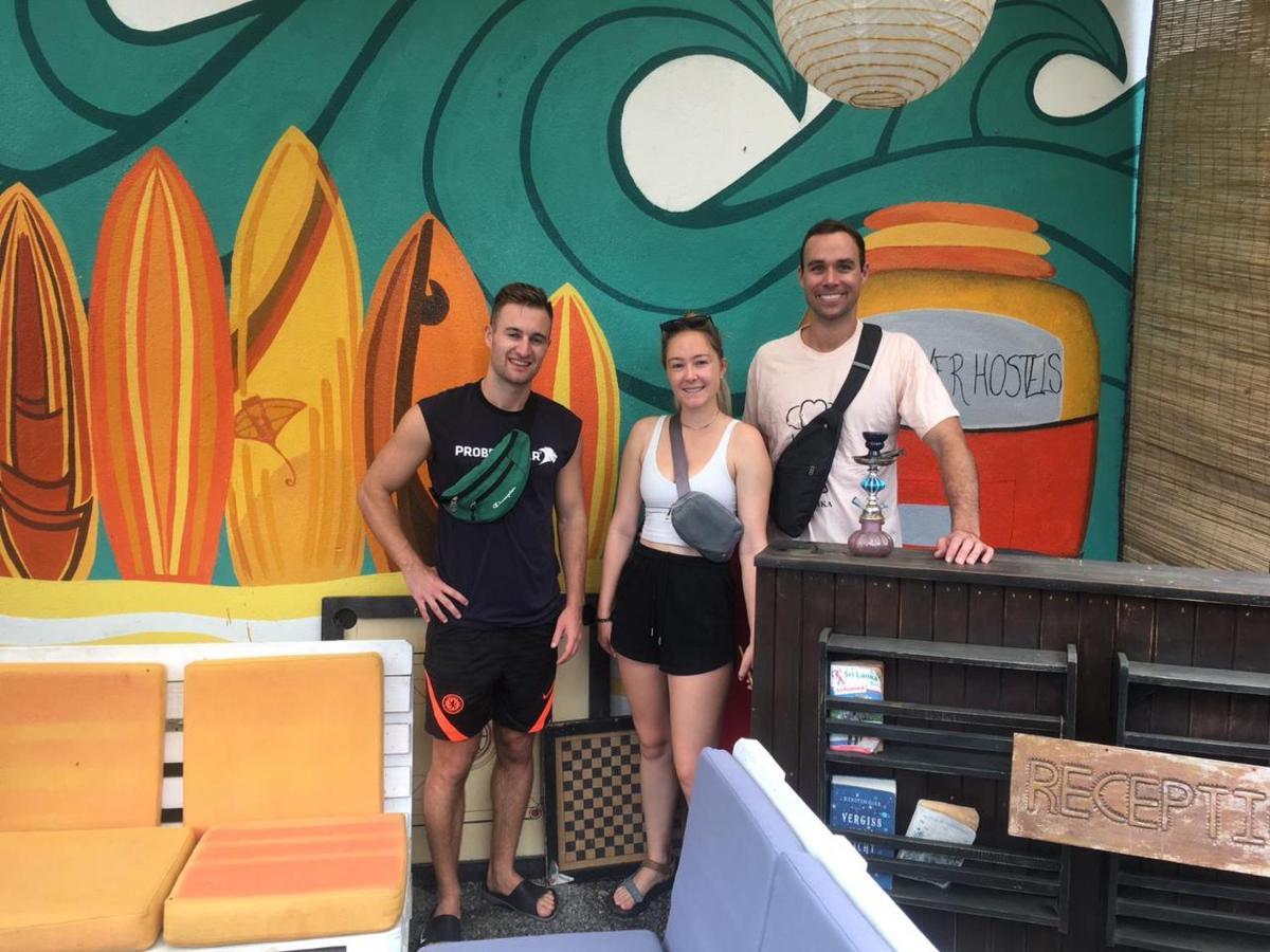 Hangover Hostels Mirissa Dış mekan fotoğraf