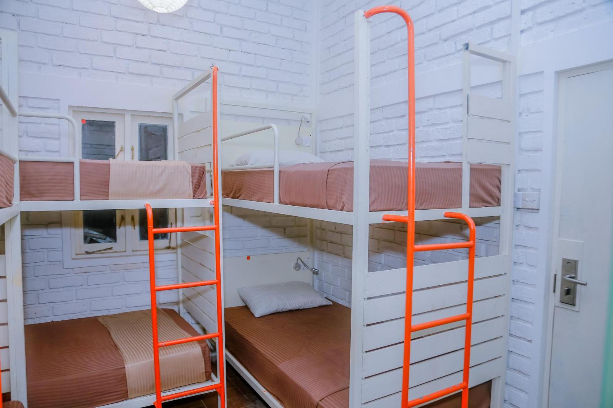 Hangover Hostels Mirissa Dış mekan fotoğraf