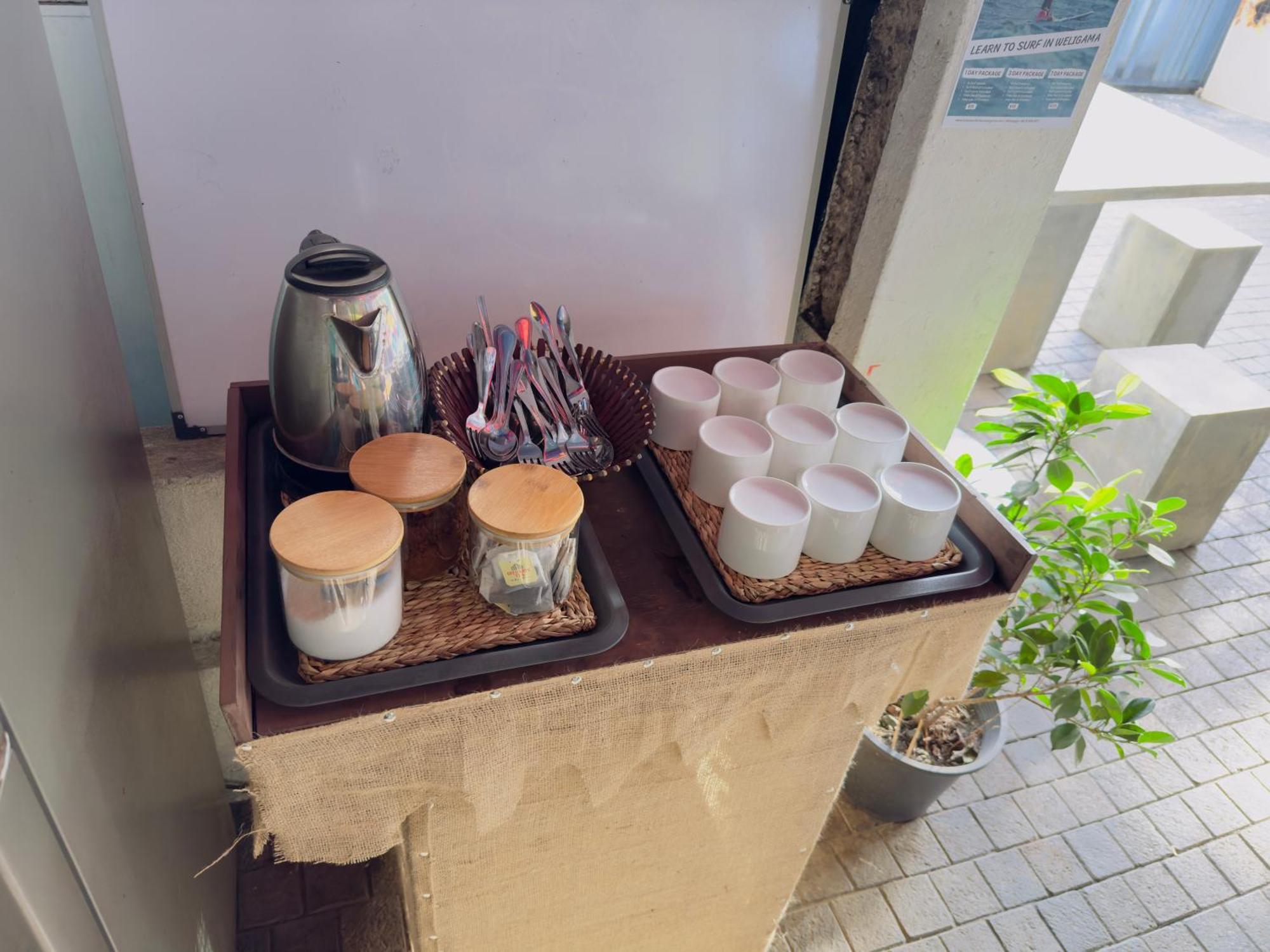 Hangover Hostels Mirissa Dış mekan fotoğraf